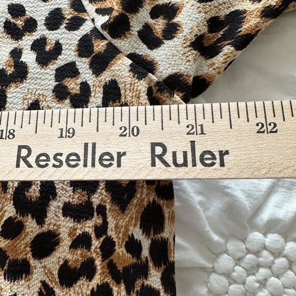 Alison Andrews Womens Leopard Print Roll Tab Sleeve Blouse L Mob Wife Career - Picture 8 of 9